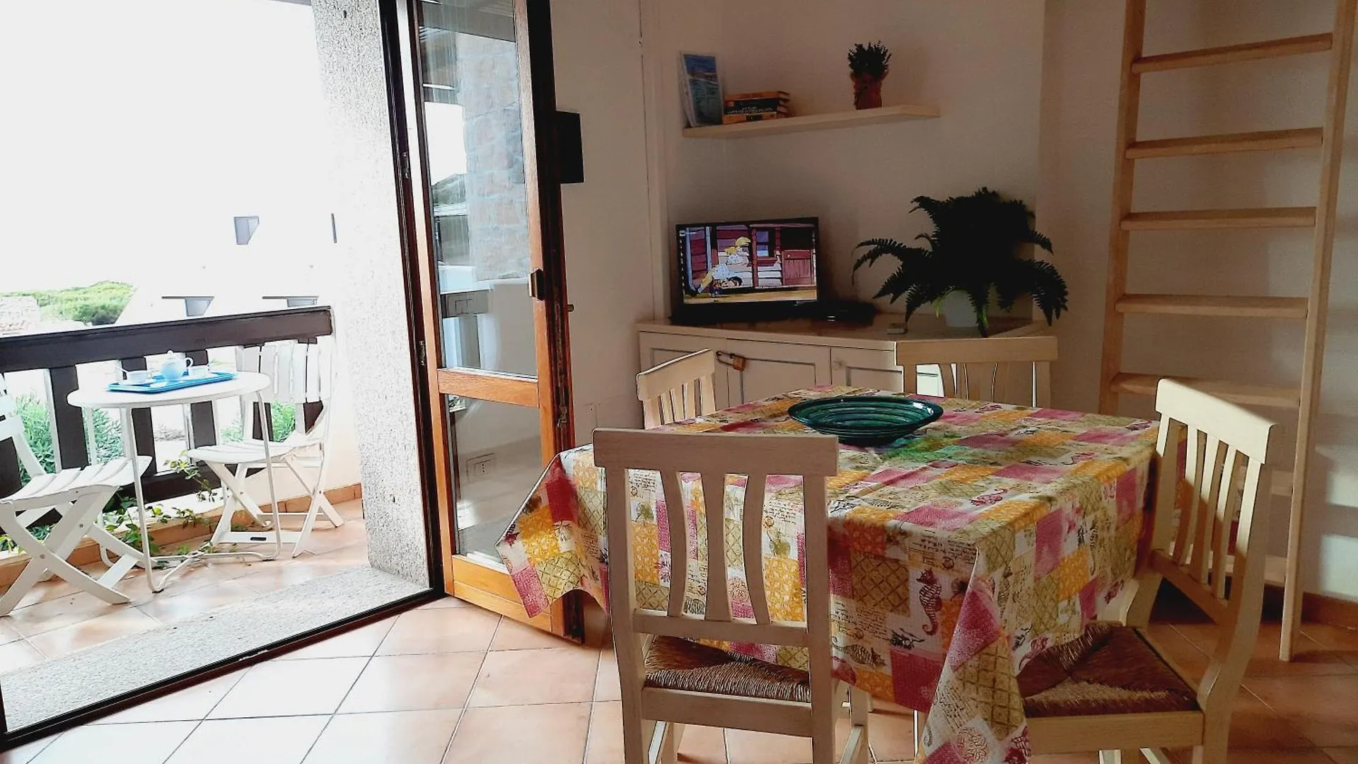 Case Vacanza Castello Di Gallura 圣特雷莎加卢拉